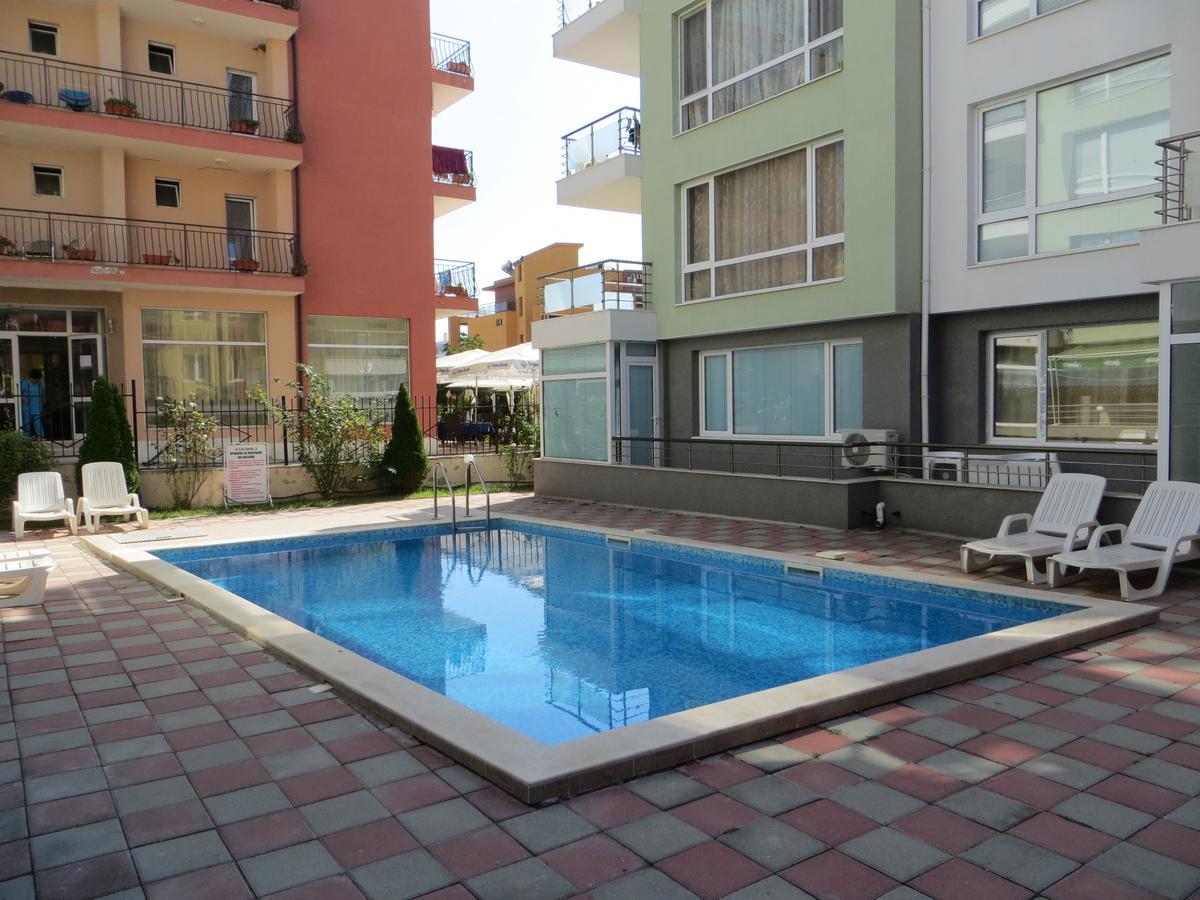 Apartments In Azalia 2 Complex Nesebar Exteriér fotografie